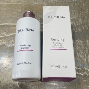 Farmasi Dr. C. Tuna Reviving Shampoo - White and Purple